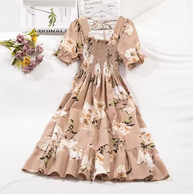 Vestito estivo in chiffon beige